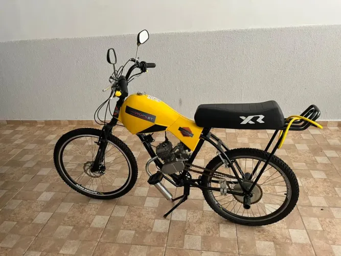 Bicicleta motorizada rocket
