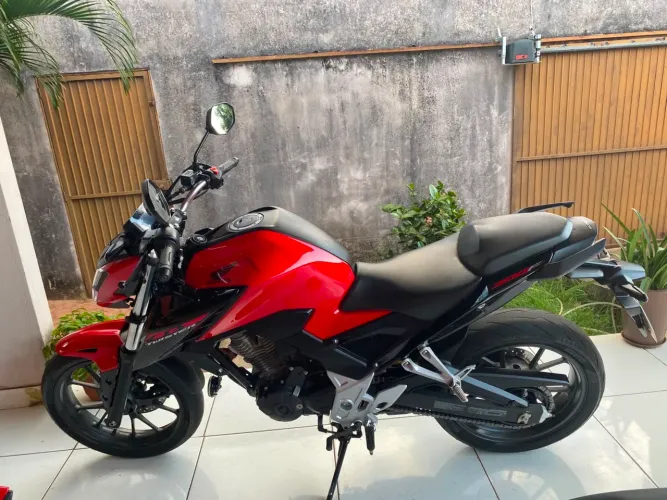 CB 300F ABS