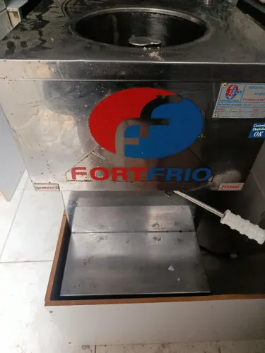 Máquina de sorvete Fort Frio