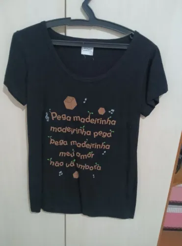 Blusa do Felipe Neto 
