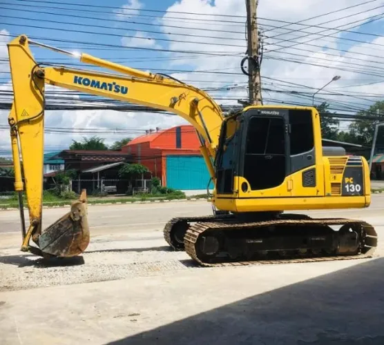 Escavadeira Komatsu PC130 - Ano 2016