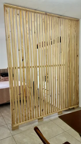 Painel Ripado - Madeira Aparelhada