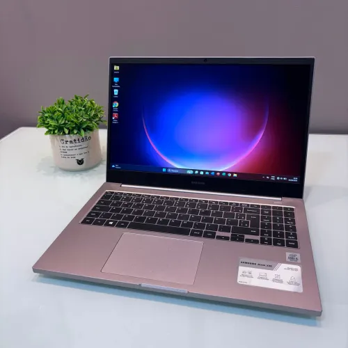 Notebook Samsung Core i5 10° 16GB RAM SSD 500GB FullHD Windows 11 Bateria Excelente