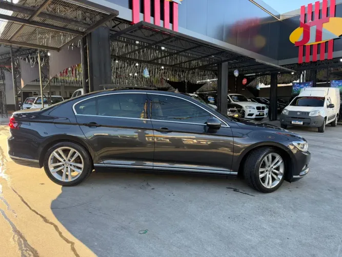 Volkswagen Passat Highline 2.0 TSI 220cv Tip. 2019
