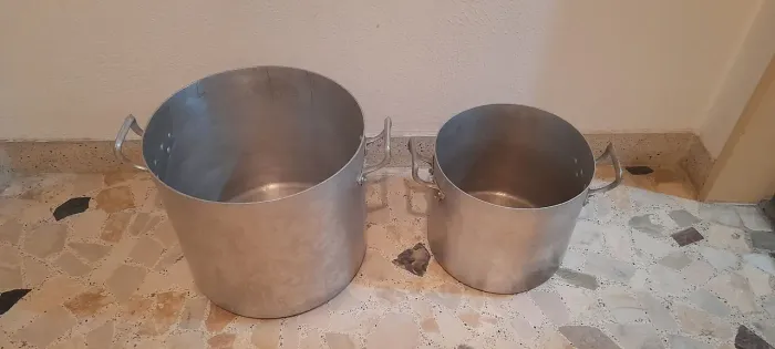 Panelas CALDEIRÃO , usadas em ótimo estado