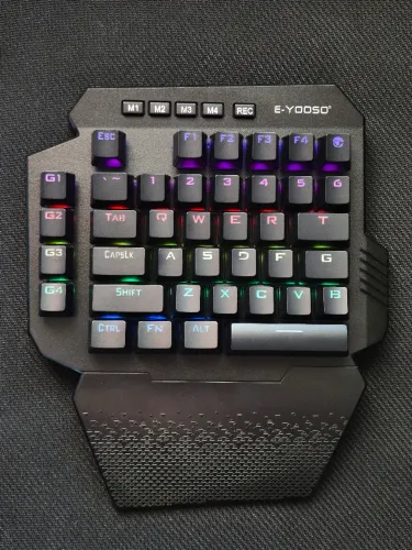 Teclado Mecânico Sem Fio K722 E-YOOSO - Switch Grey Silencioso - (Usado, excelente estado)