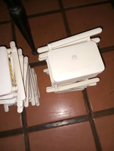 Roteadores Huawei 2.4 arredondados 20 unidades 