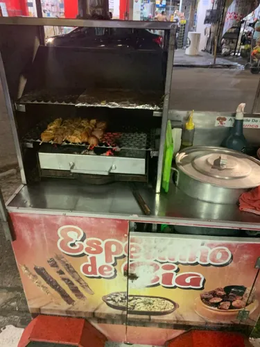 Carrinho para espetinho e pirão de aimpim