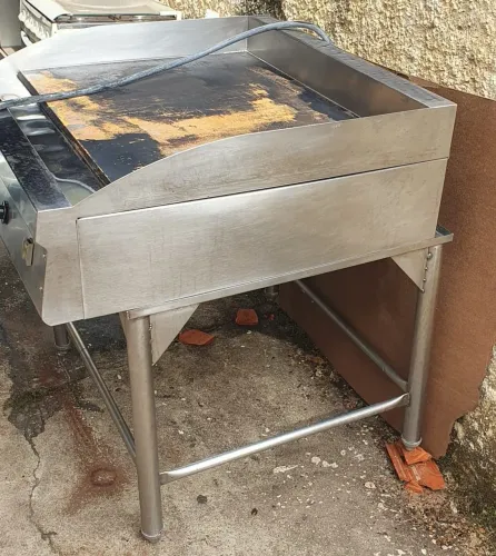 Chapa bifeteira industrial eletrica (desocupar espaço)