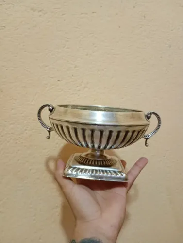 Vaso antigo banhado a prata 