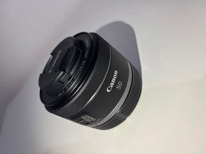 Canon RF 50mm f/1.8 STM - Impecável + Brindes
