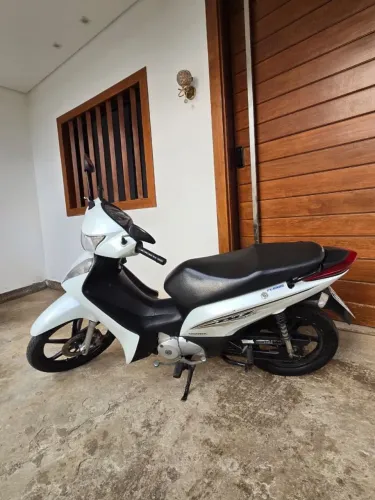 Honda biz 125 " impecável "