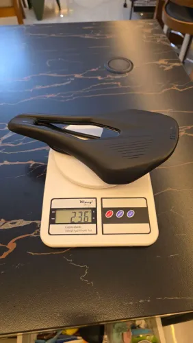 Selim Fizik Vento Argo R3 140mm