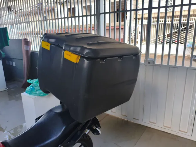 Baú para moto 140l com chapan