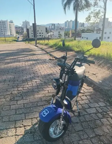 Scooter Elétrica HE-6 Azul - Apenas 1500km + 4 Meses de Garantia