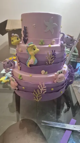 Bolo fake fundo do mar