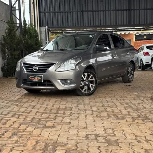 Nissan Versa SL 1.6 16V Flexstart 4P Aut. 2017
