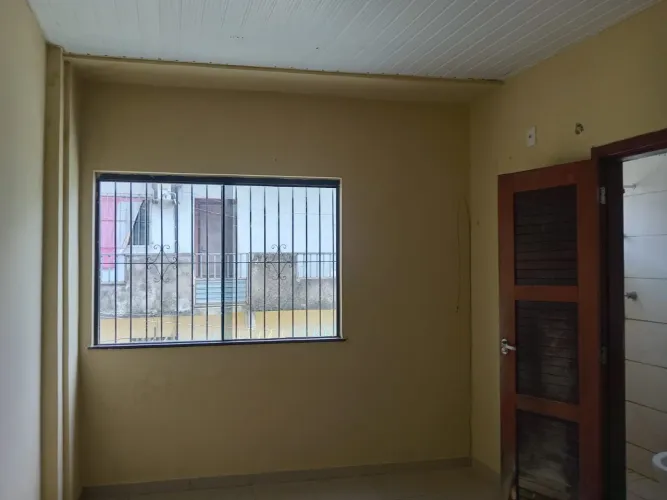 Alugo casa no Carmelandia