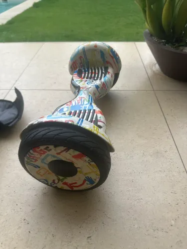 Skate elétrico hoverboard 10?