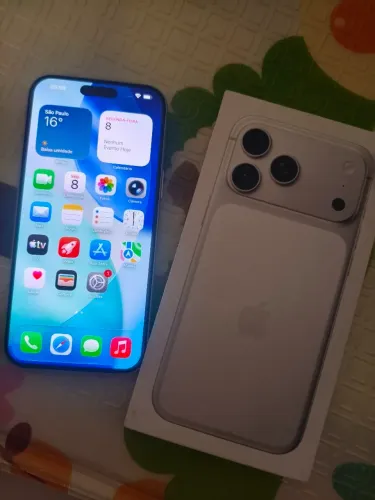 iPhone 17 pro Max bateria 100%