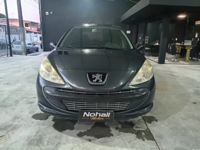 Peugeot 207 XR 1.4 Flex 8V 5P 2011