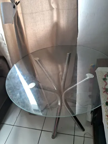 Vendo mesa de vidro