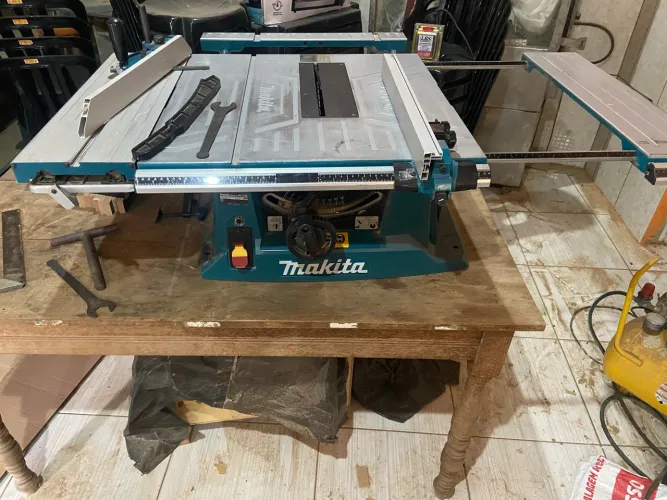 Makita MLT100 serra circular de bancada