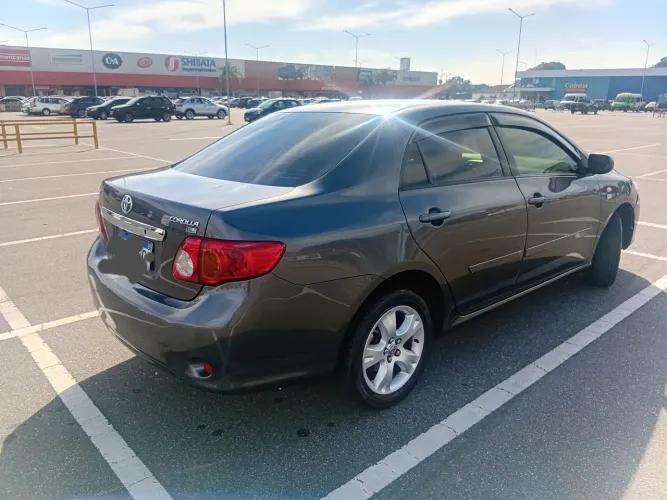 Toyota Corolla GLI 1.8 Flex 16V Aut. 2011