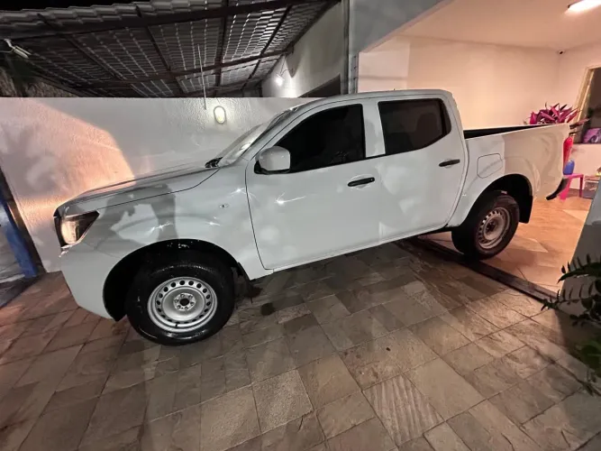 Nissan Frontier S CD 4X4 2.3 TB Diesel Mec. 2024