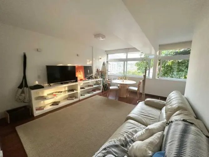 Apartamento : / Residencial / Jardim Botânico