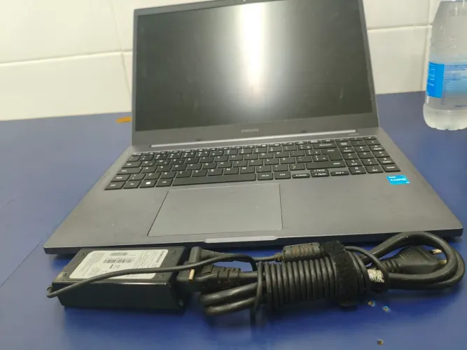 Notebook Samsung i3