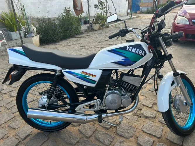 Vendo um Yamaha nova zero?