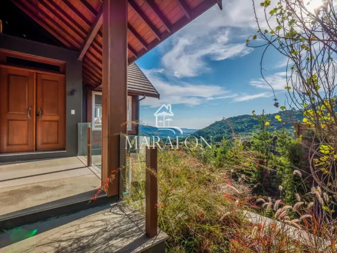 CASA À VENDA EM GRAMADO NO CONDOMÍNIO ASPEN MOUNTAIN!