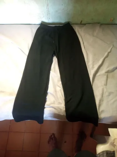 Calça moletom semi-nova