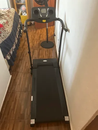 Esteira elétrica mile fitness nova não foi nem usada 