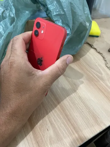 iPhone 12/128 GB/ 86% bateria