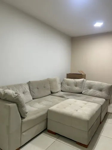 Sofá em L