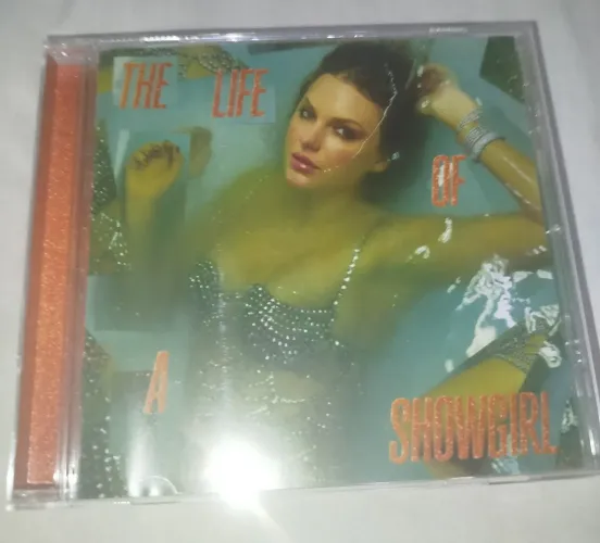 the life of a showgirl taylor swift cd