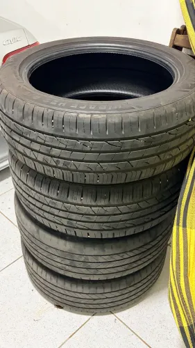 Pneus 225/50/18