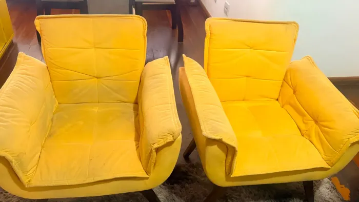 Poltronas bem espaçosas