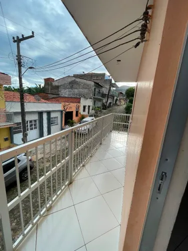 Aluga-se apartamento
