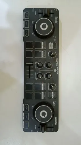 Vendo controladora Hércules Starlight novíssima excelente estado