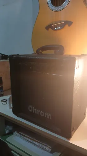 Cubo de guitarra Chrom para estudantes