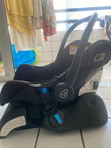 Bebê conforto Galzerano com base - excelente estado