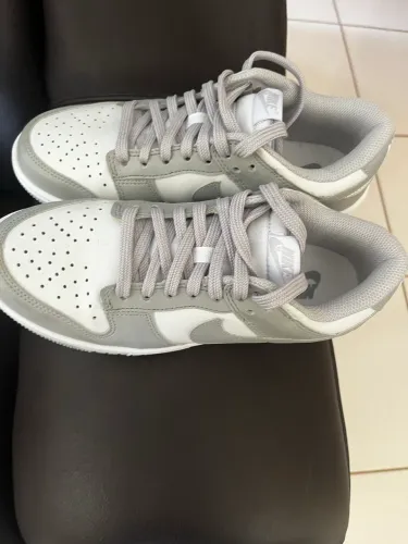 VENDO TÊNIS SEMI NOVO