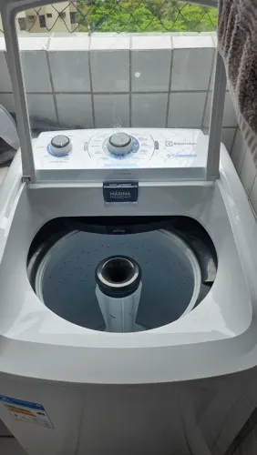 Máquina de lavar Eletrolux 9 kg