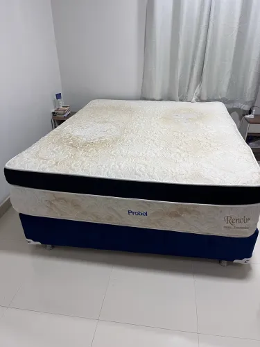 Cama de casal queen size