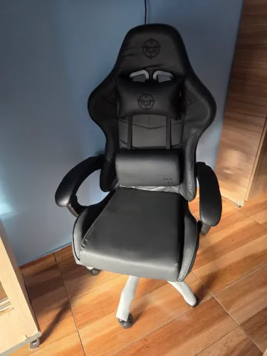 Cadeira gamer TGT nova na caixa