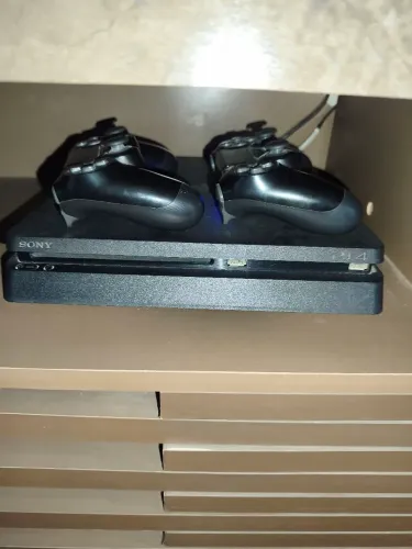 Ps4 Slim 1TB