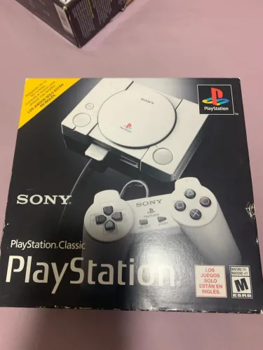 PlayStation Classic Sony - Edição Mini Colecionável + Caixa